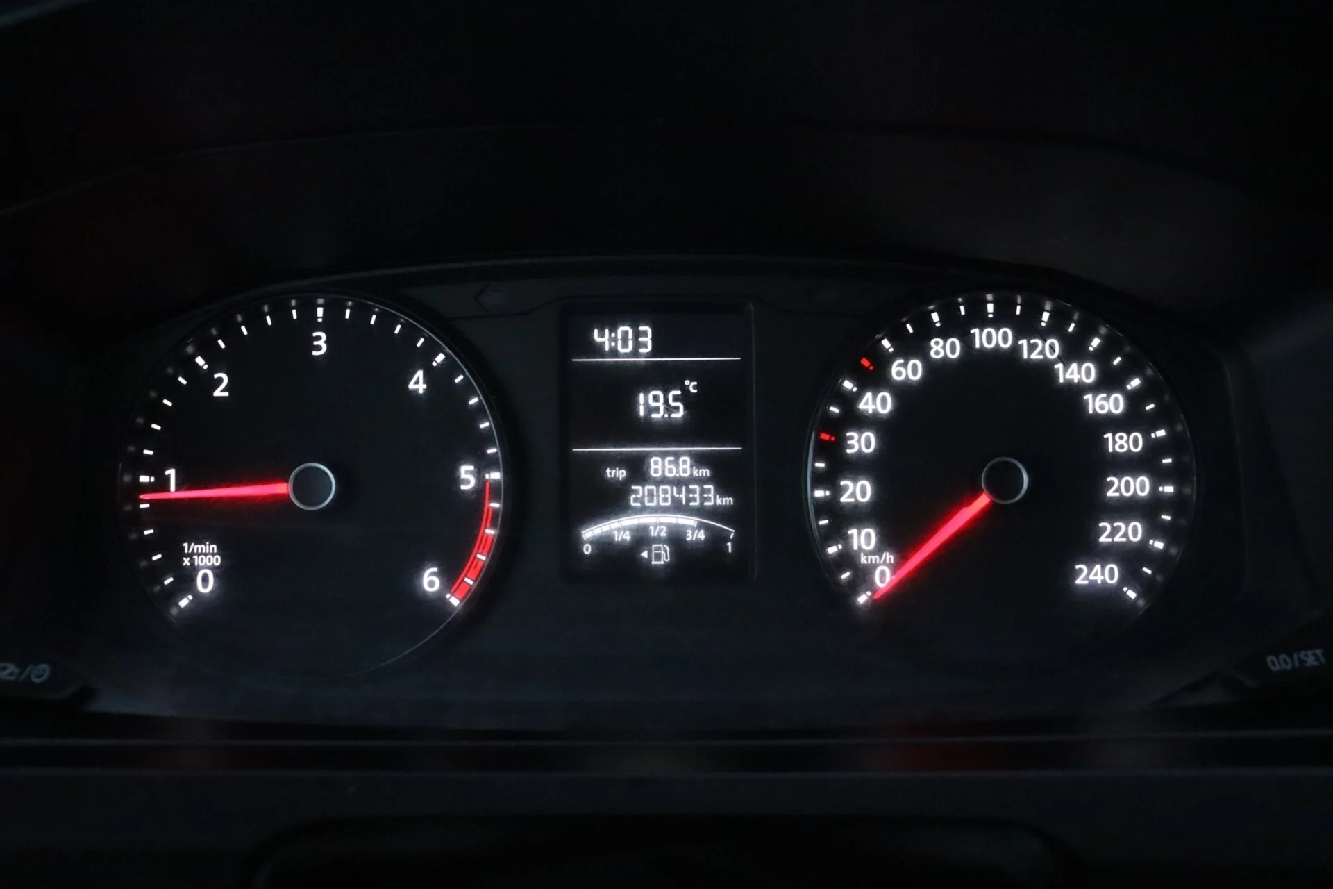 Car Image - 5YOZZQ4JNNlVicdN6fDKbD