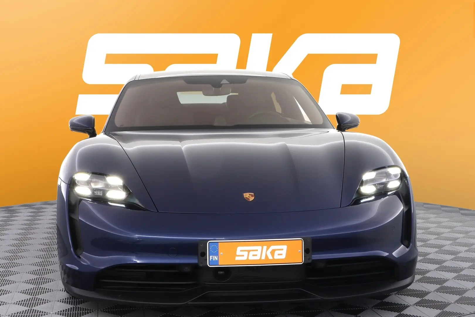 Car Image - 3lQr6uG5JwcCvFZ7Uwqp27