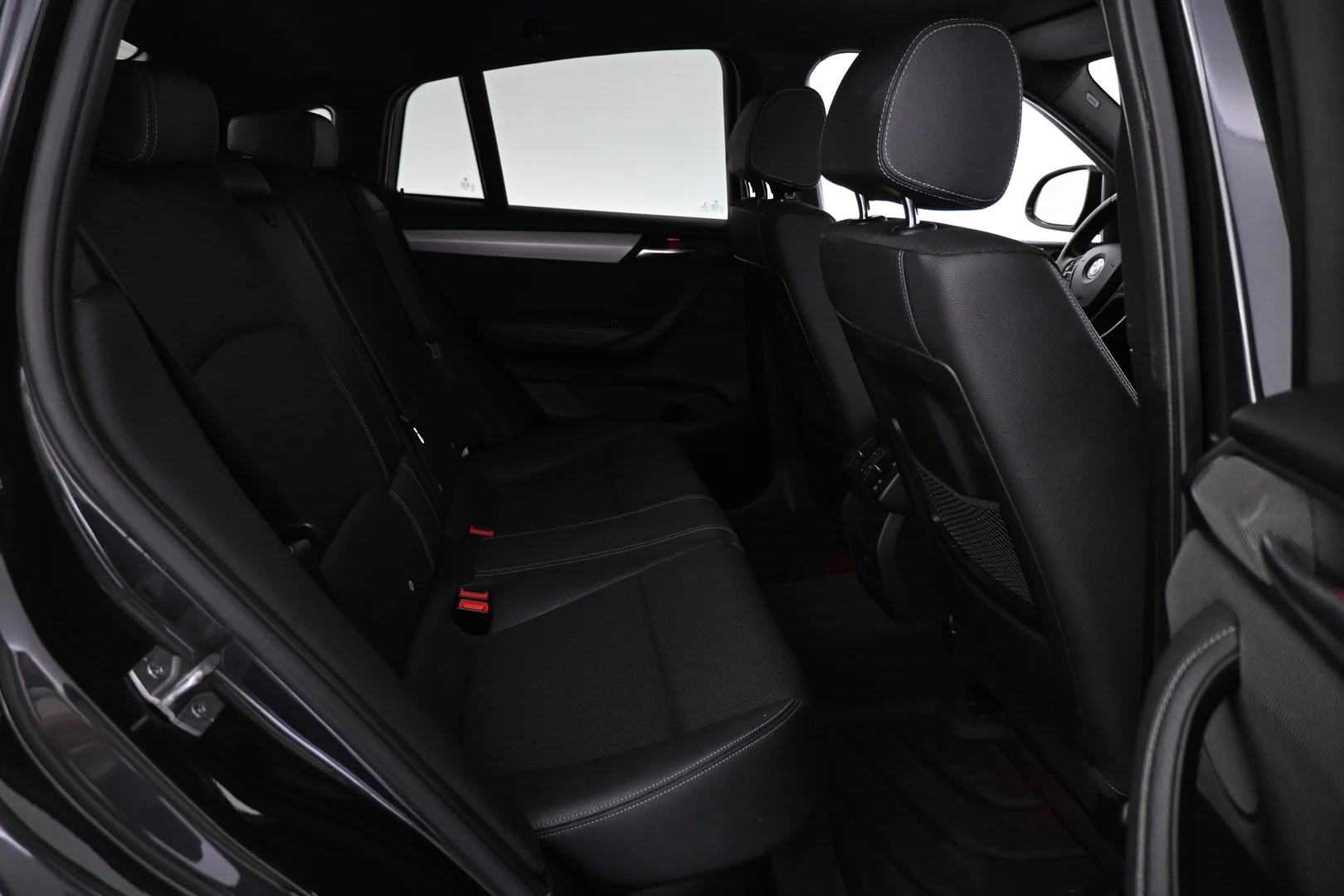 Car Image - 3DncVNXewKFVMnre3tcK7H