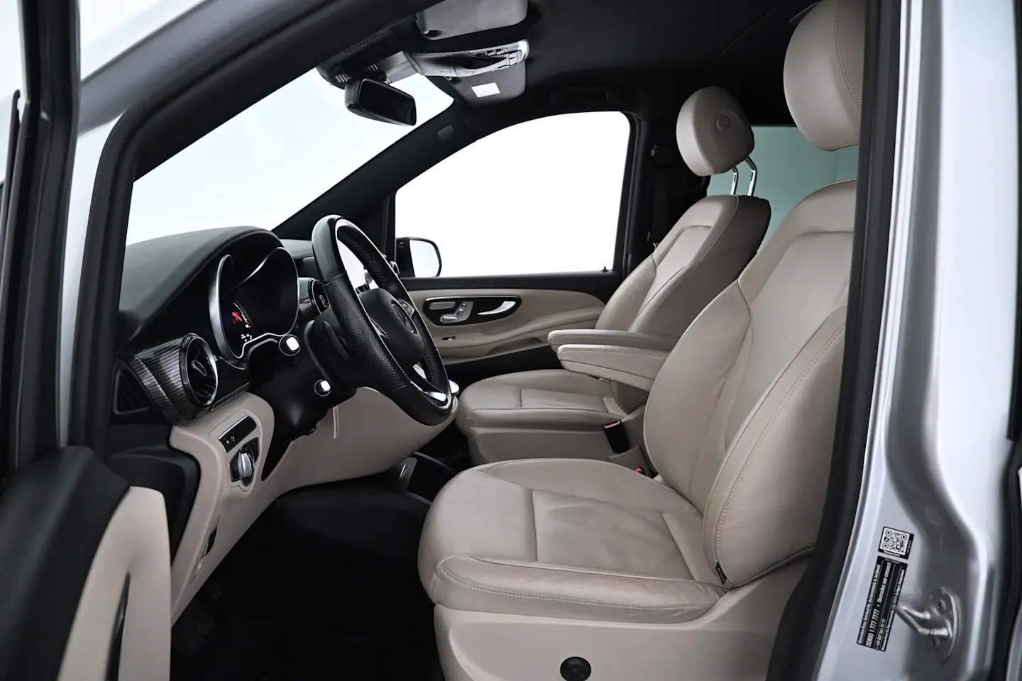Car Image - 23fm6KtyYLUp9GmmLG37lx