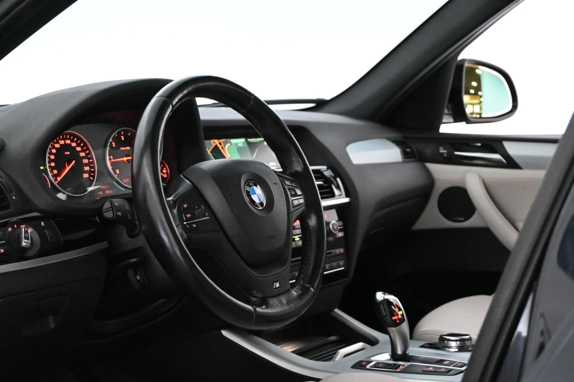 Car Image - b4XYh5lutptVZL0xpKLvK