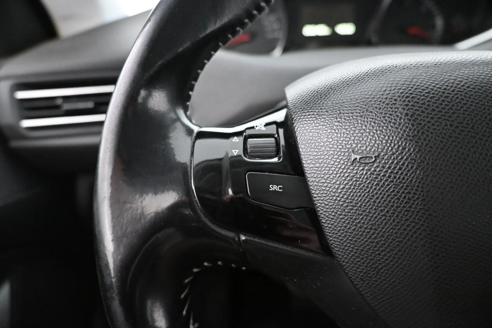 Car Image - 2K8ItD6Lhl0whnGjXtqWlf