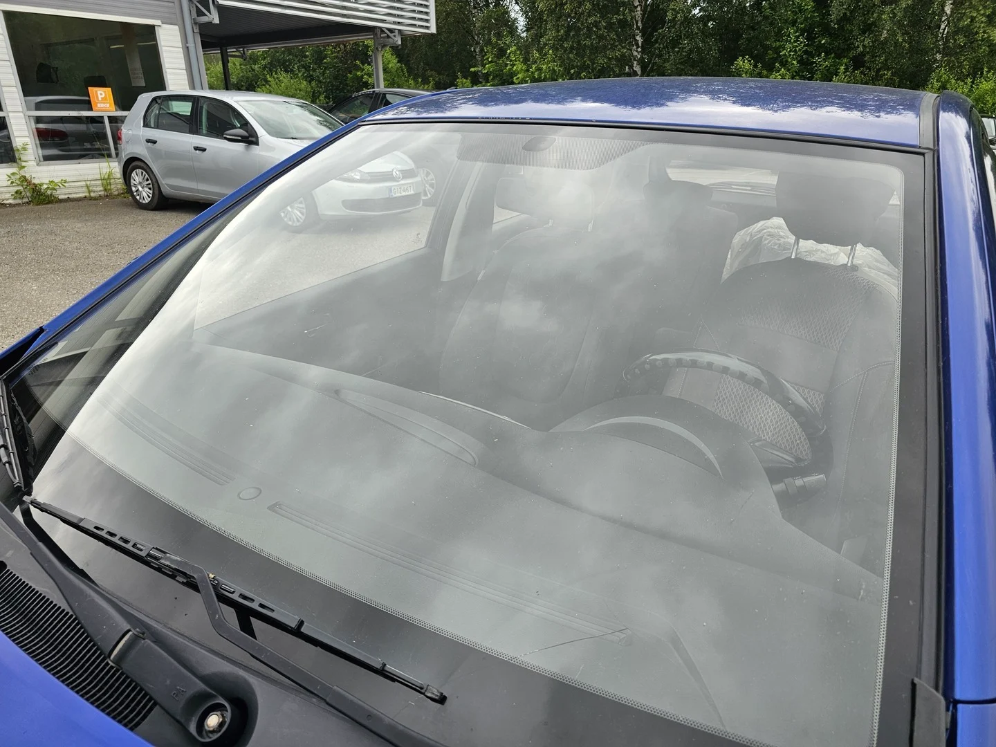 Car Image - 4Zg9pjDRYFOQXWDxy0I67u