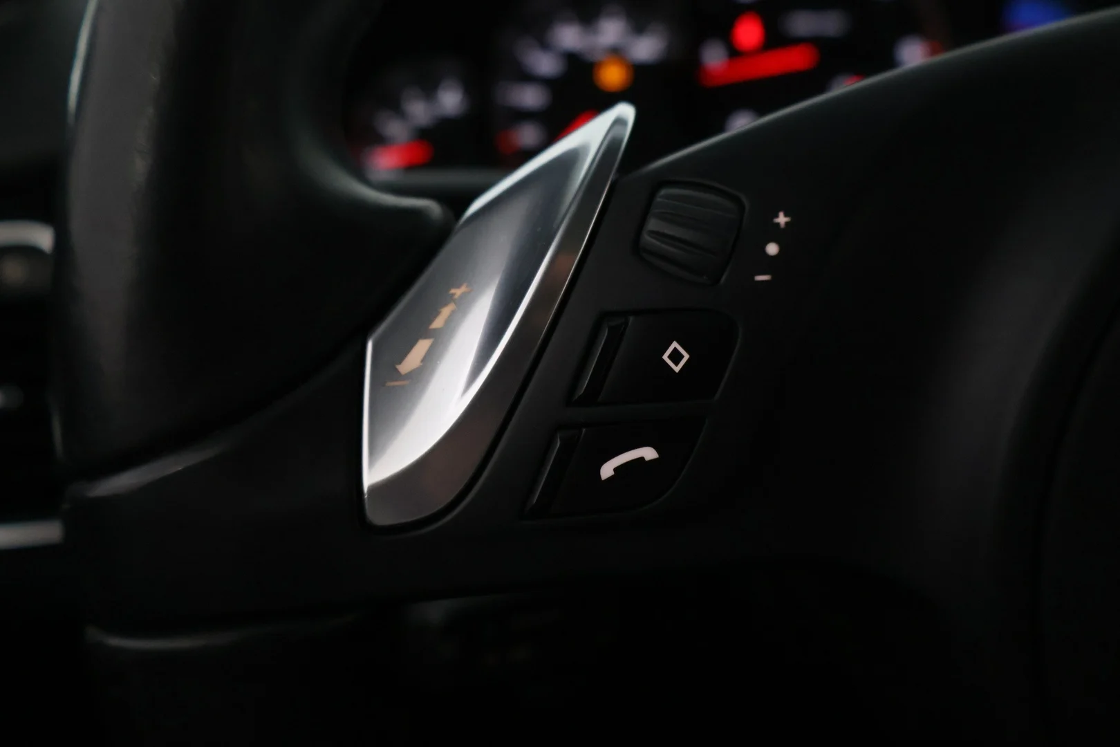 Car Image - 3REbDLzgUs4ohN67jjKiH7