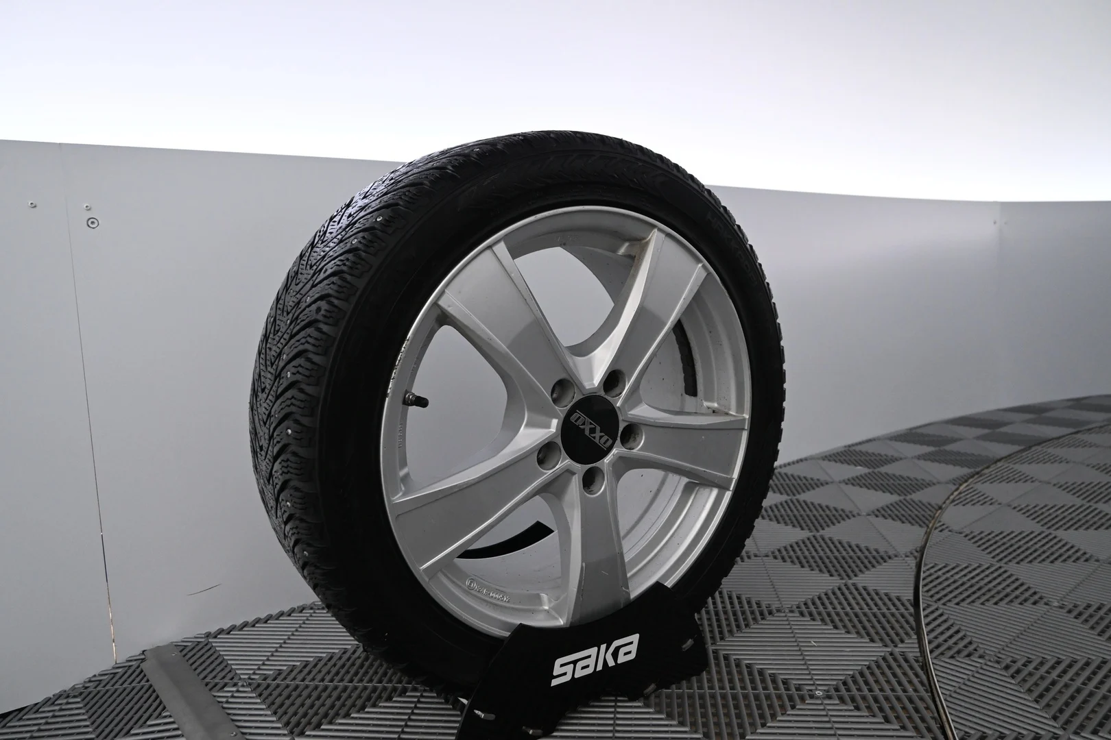 Car Image - 0d0X5v9xQsOZJfiD50Pxg