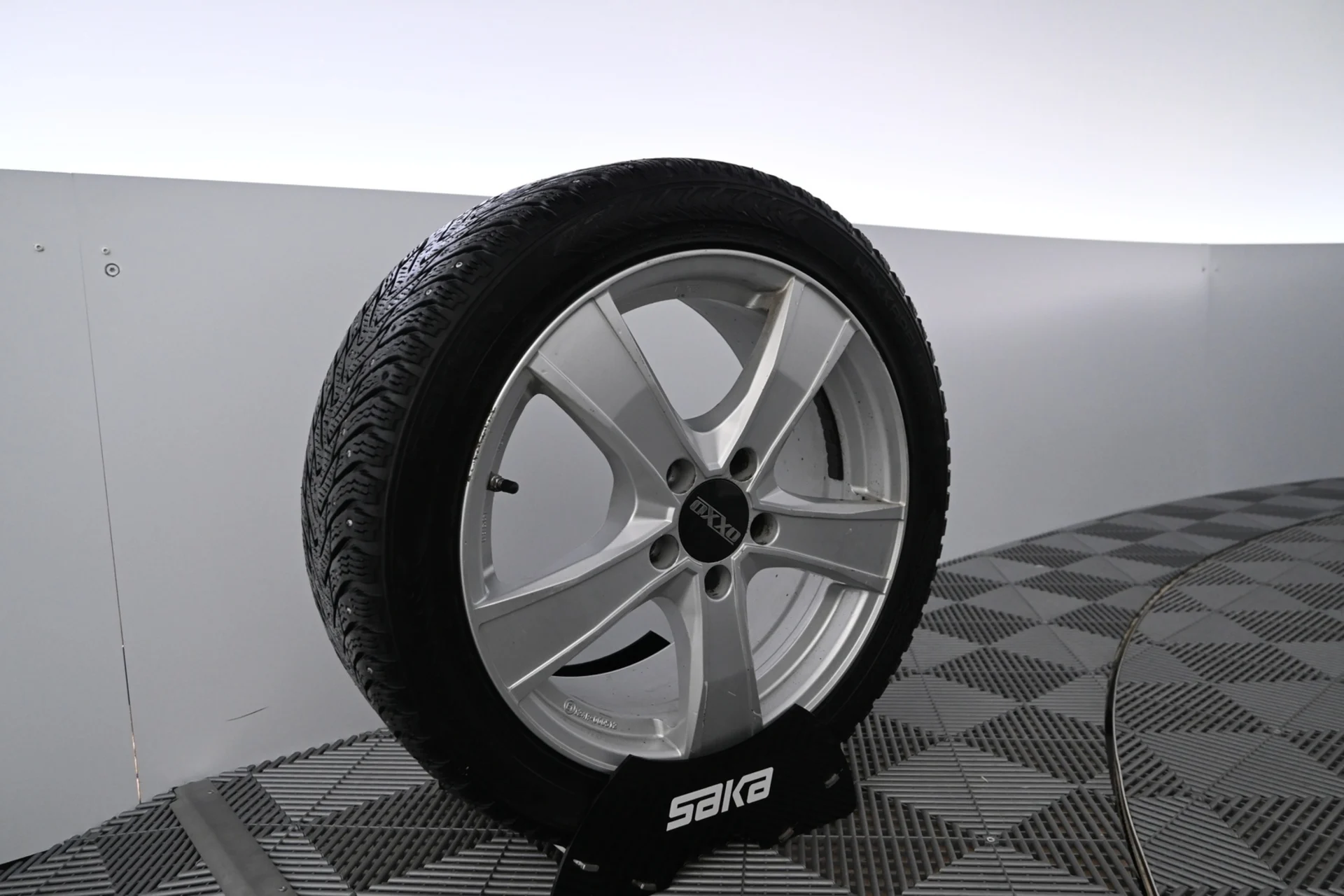 Car Image - 0d0X5v9xQsOZJfiD50Pxg