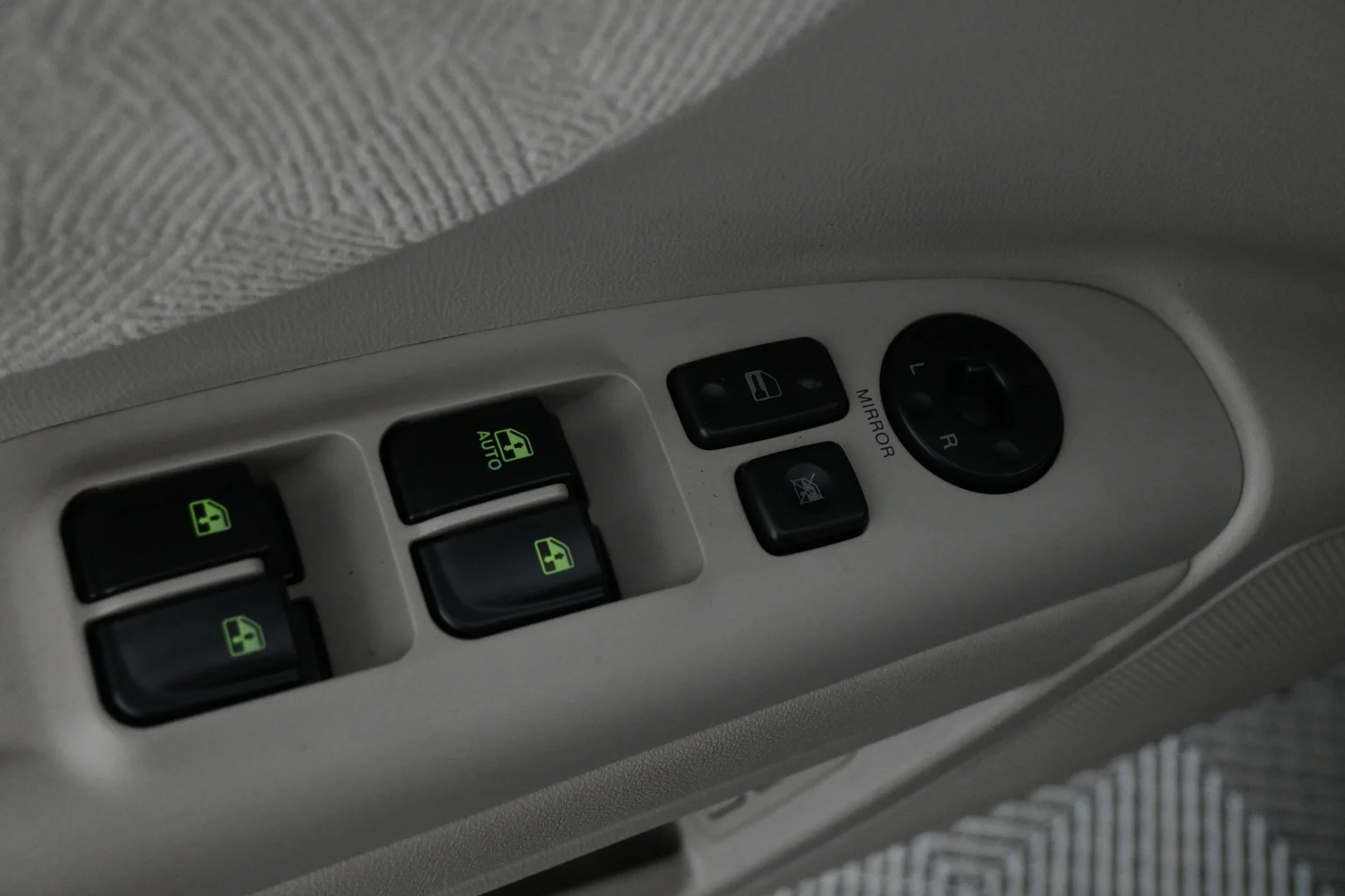 Car Image - agCpQuVMLYz8k7woVoMWh
