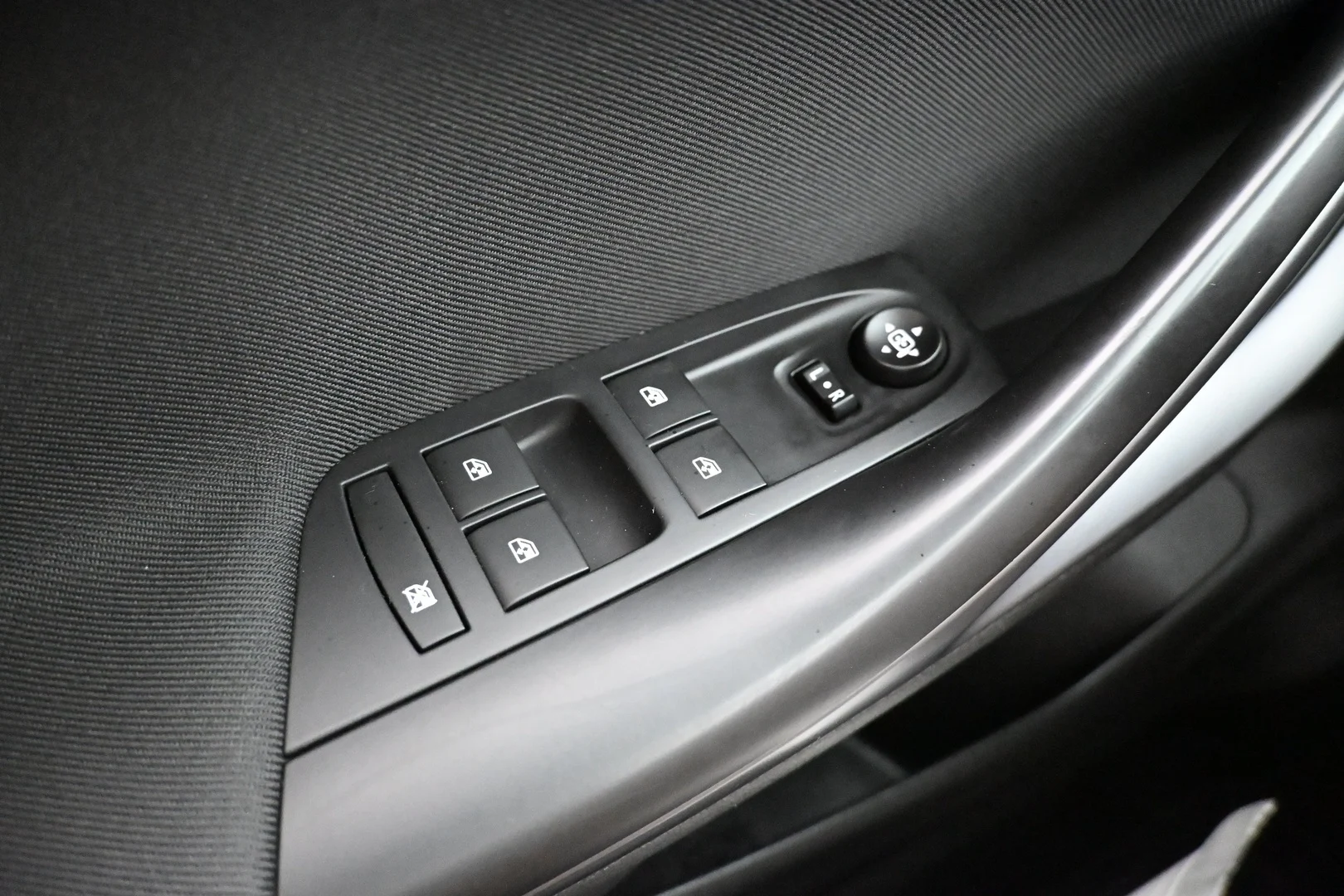 Car Image - 523liGHIZ9tAfQh1cjvi1Q
