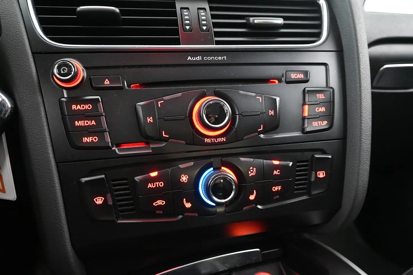 Car Image - 7ATfijNbJRFlU8J0Os5QL8