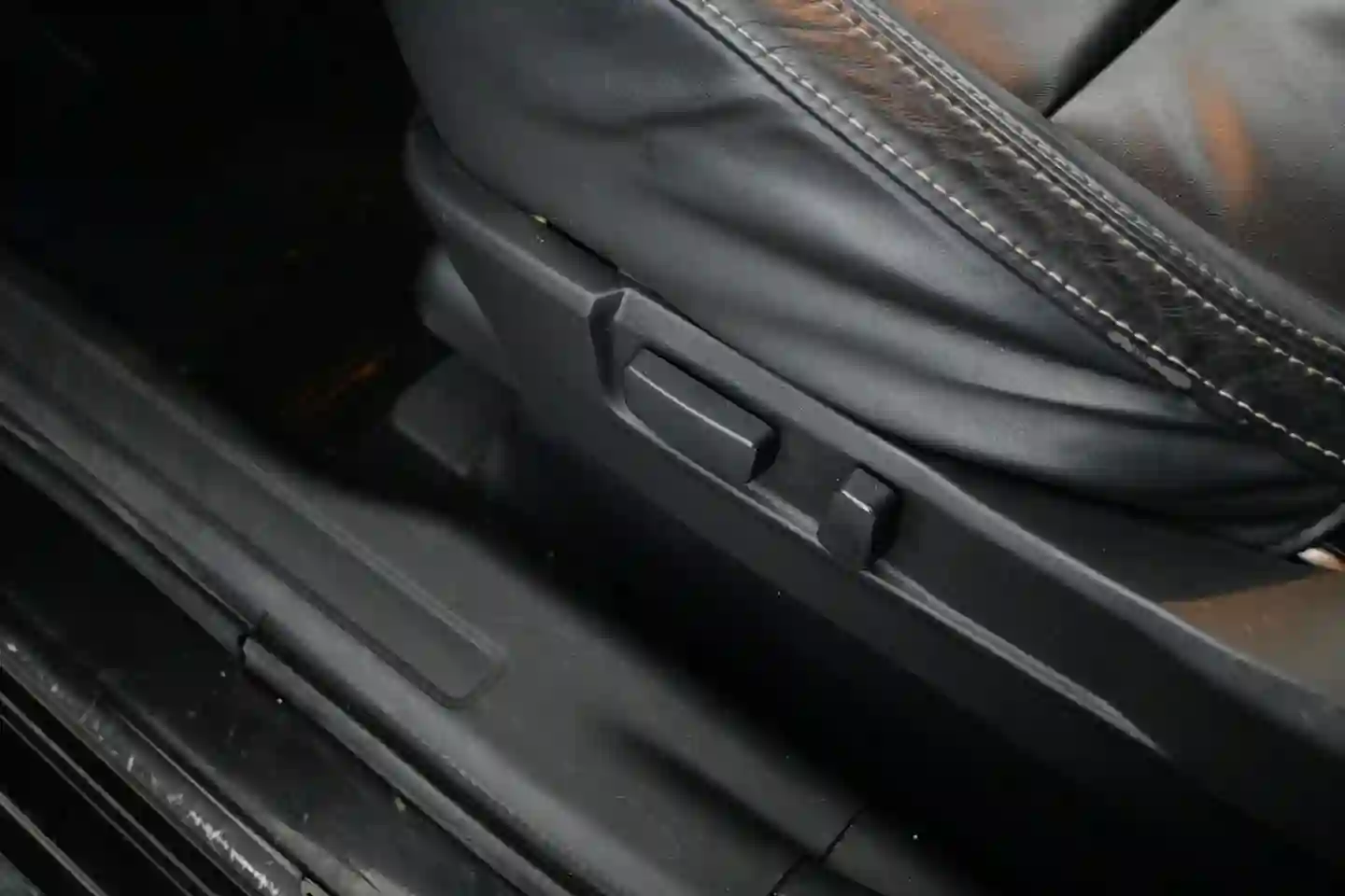 Car Image - 5CiSC8FdWvO6PMbob4eNrA