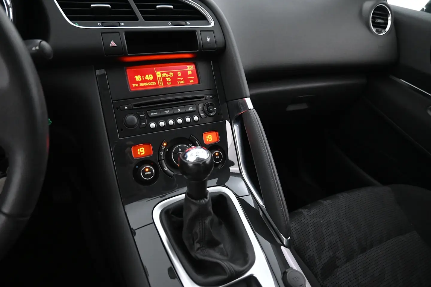 Car Image - 2hOf7BvHrqgQ8fqycjZKNK