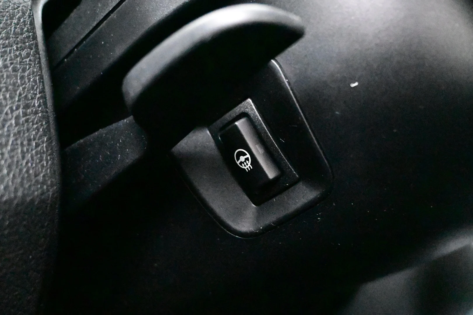Car Image - 1mJgNUv7tmtBExlt7VLTMT
