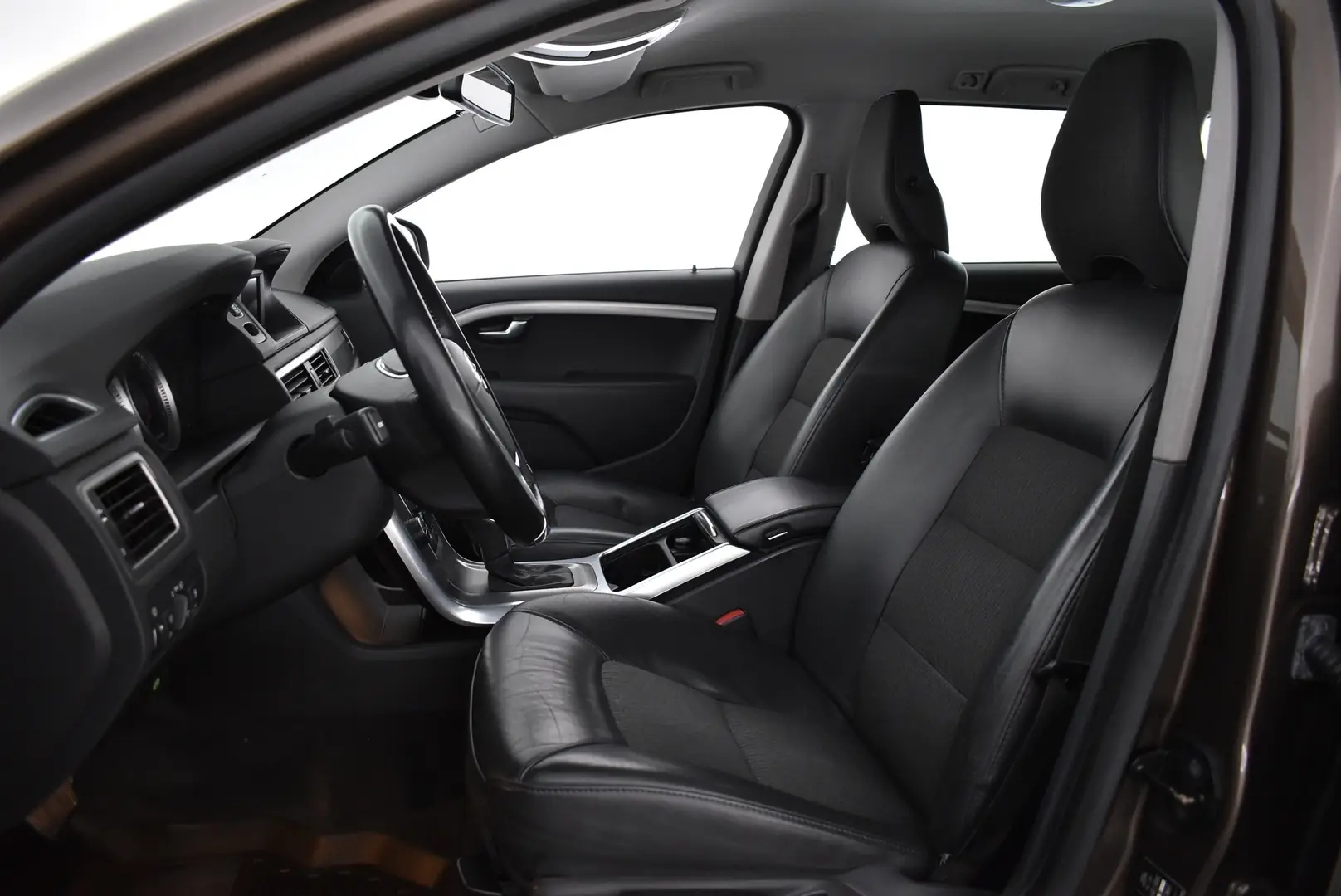 Car Image - 7DeHVjbRZ5nilD6P6XWyWE