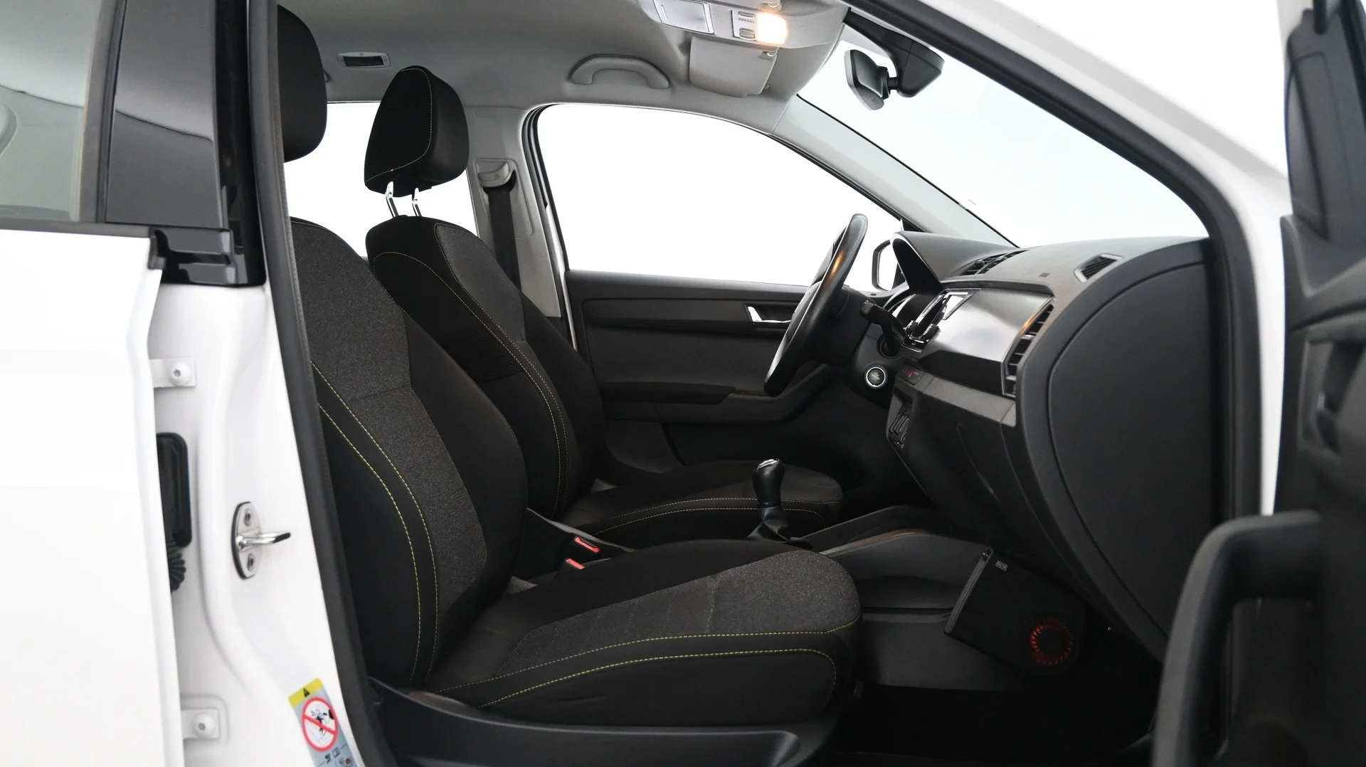 Car Image - 7JFtWpIrQbxDT5Q4Wx4tXW