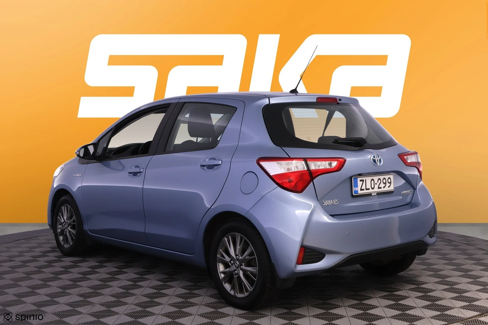 Car Image - 1EBQRO3plQITQhYzzvCASX