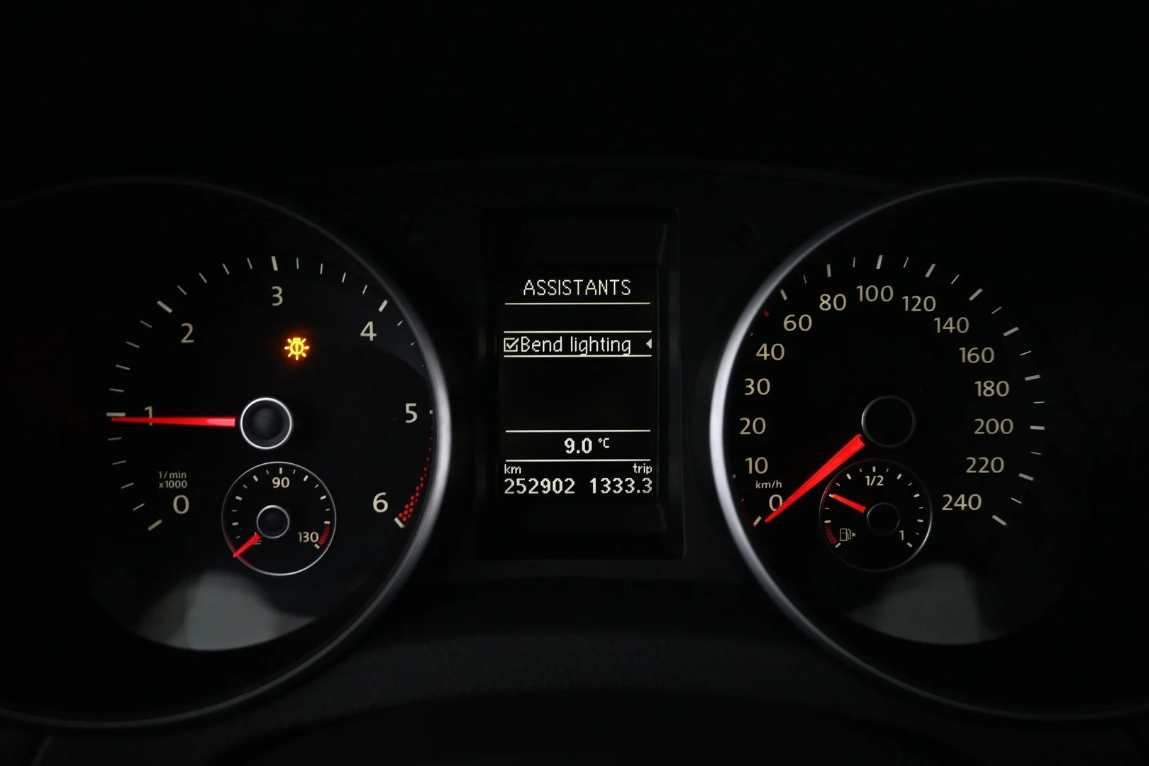 Car Image - 15GB2symRfGjtd1D8GNRcg