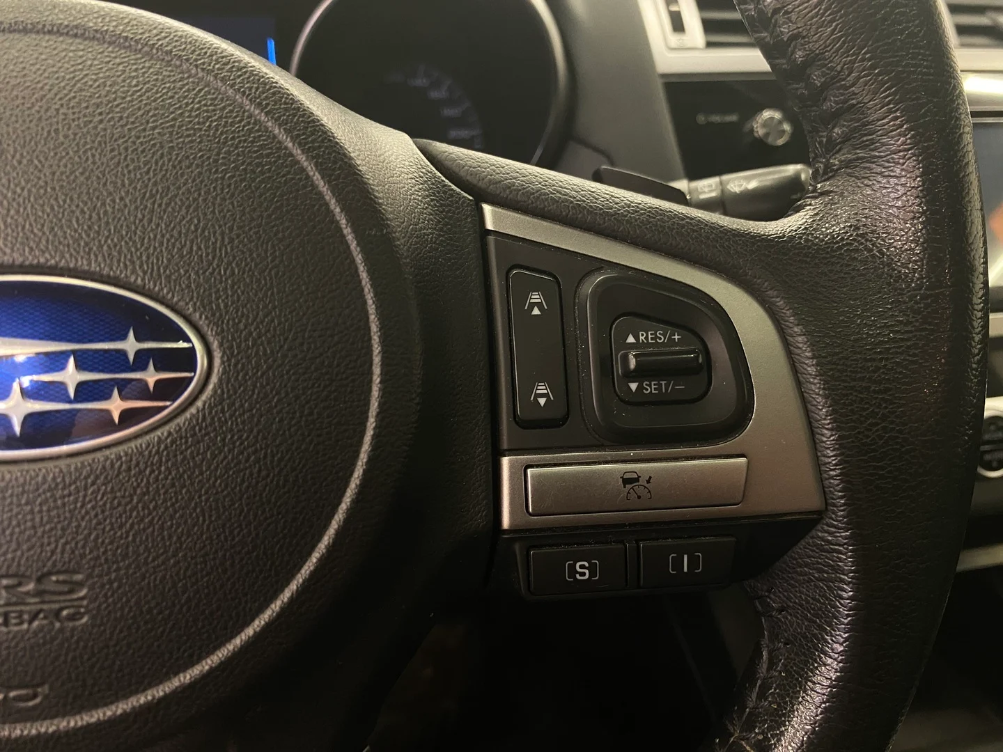 Car Image - 4a3896MkosB71dcpxqe3kP