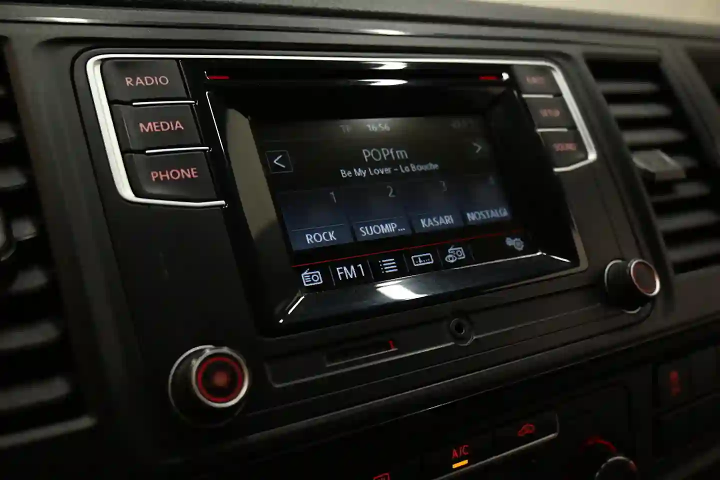 Car Image - MnmlckIlrDKzPyL9x8Ply
