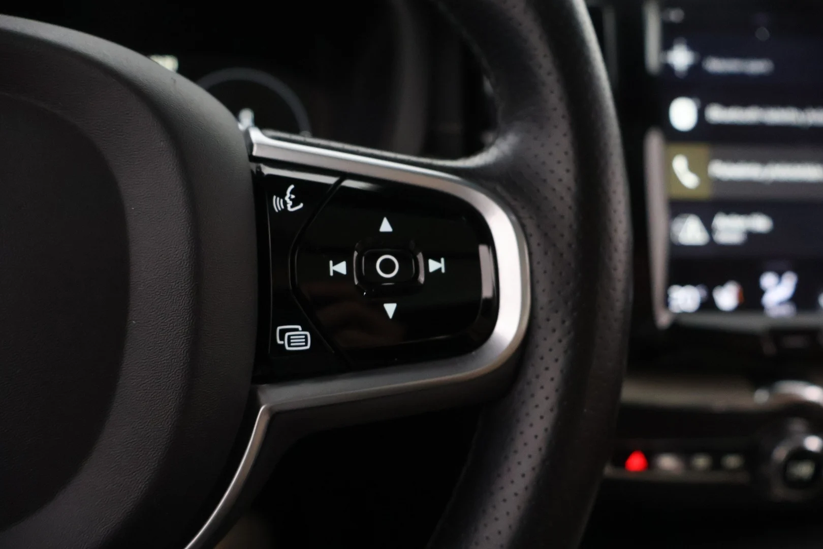 Car Image - 3r8q1zCWIIBLgrPknkBXI6