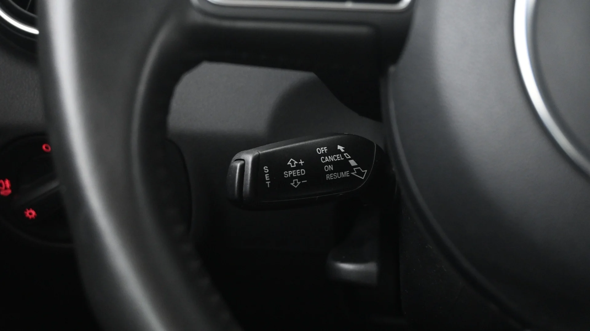 Car Image - 3qUsZYjxriWpTysiZnFt75