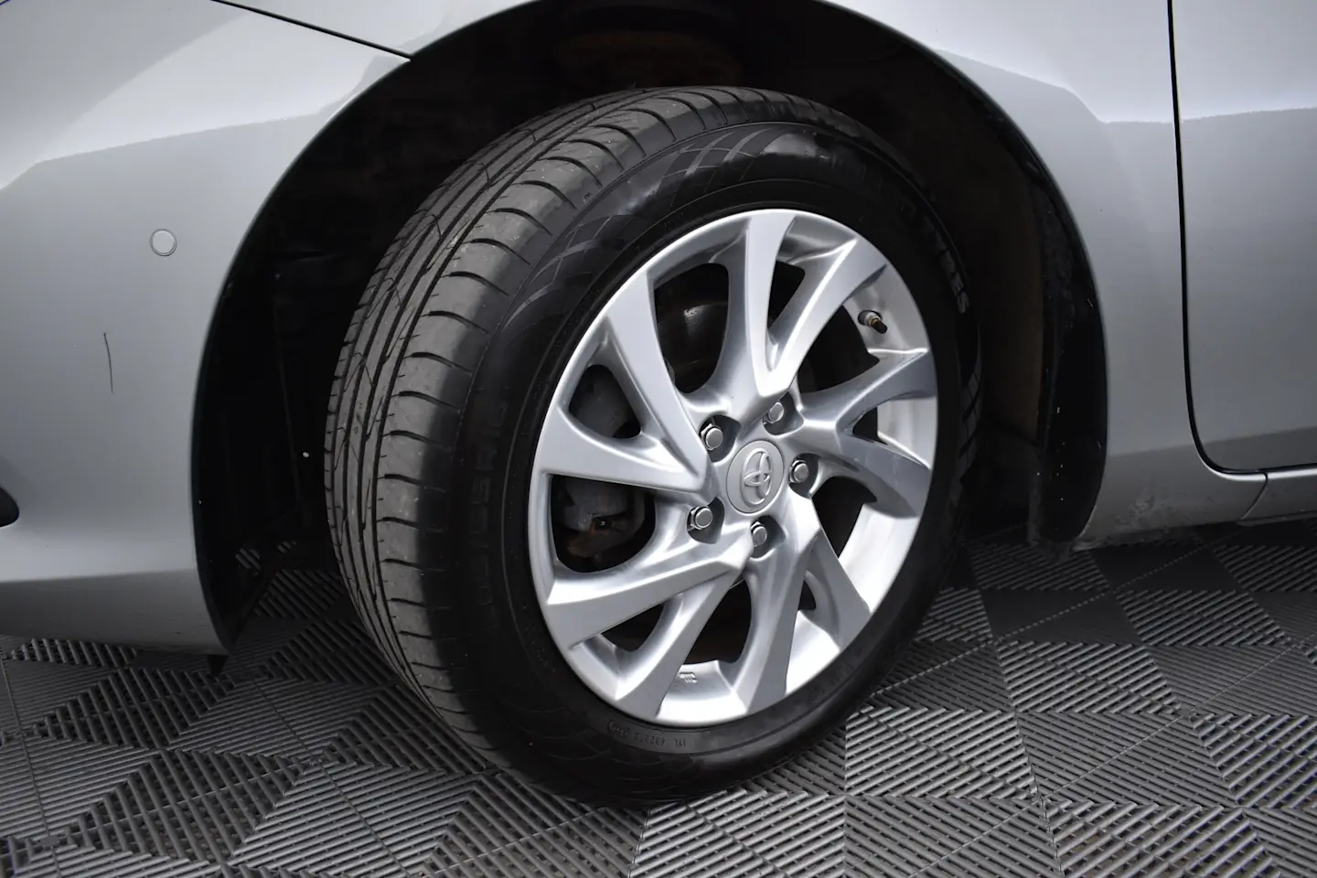 Car Image - 2UCnjWFNFgQzNzDpmMnt1e