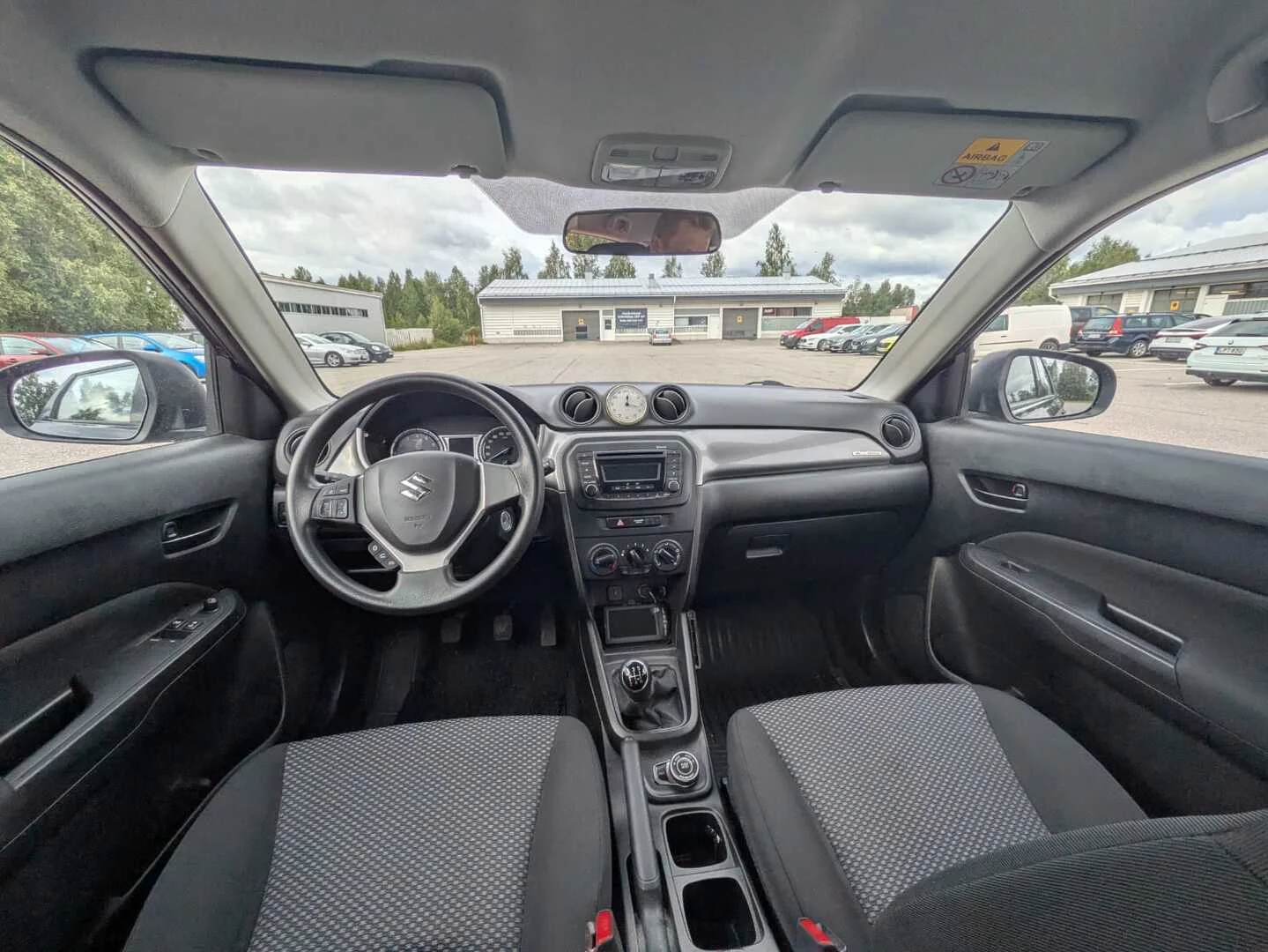 Car Image - WRmaxhIxNCBflpXvq1w7w
