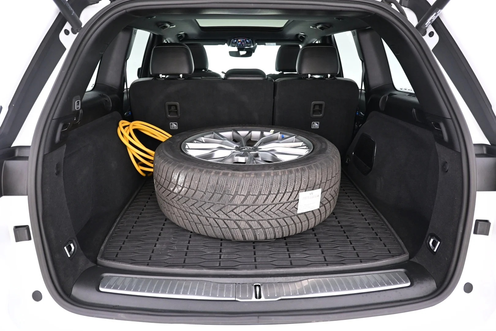 Car Image - 1vEzipZSwWJvSSyKcx51iZ