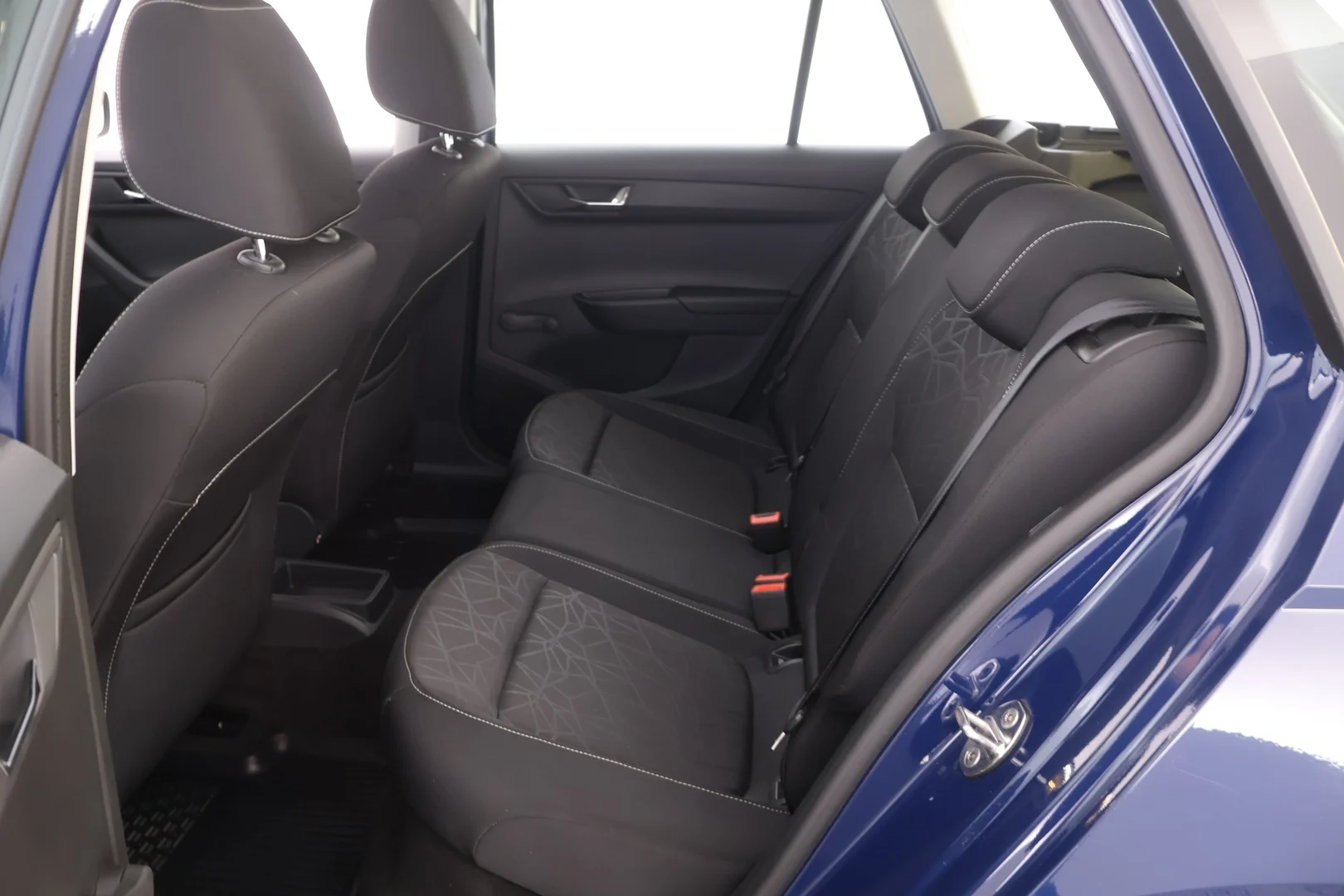 Car Image - 72VVdIoJSPVRFYelqhtr96