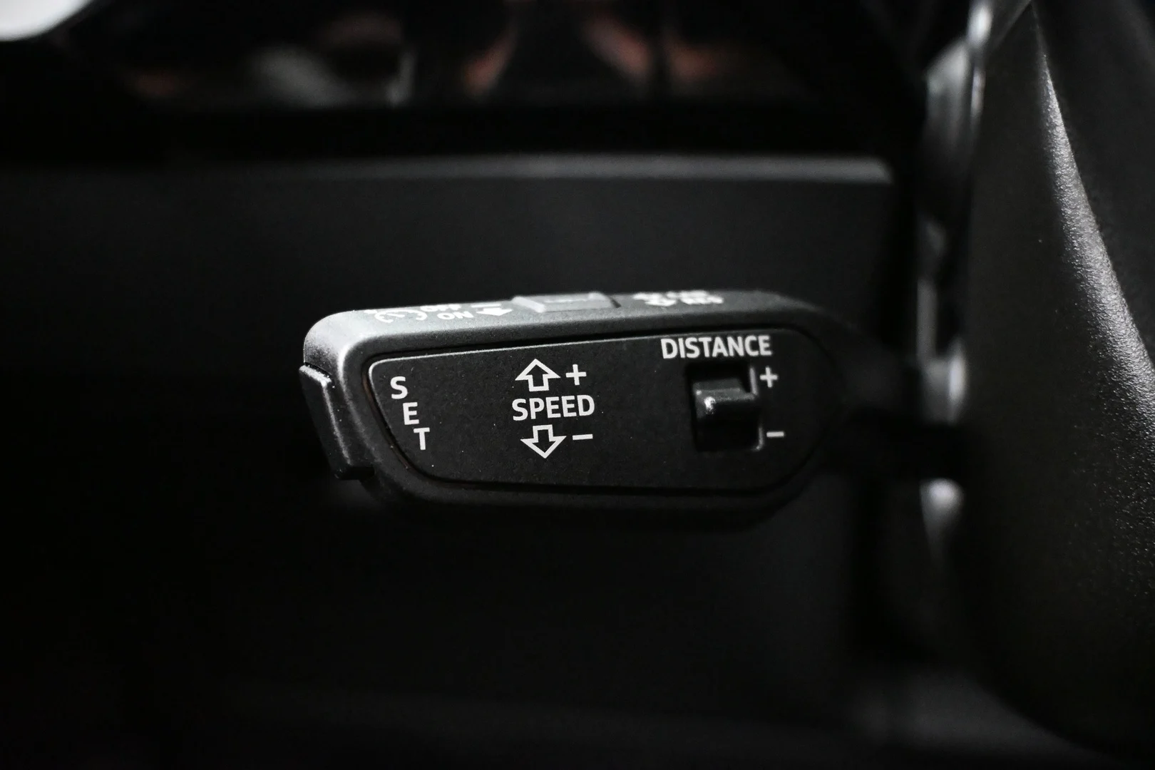 Car Image - HjPSb1CRE2NGx3o5aufVS