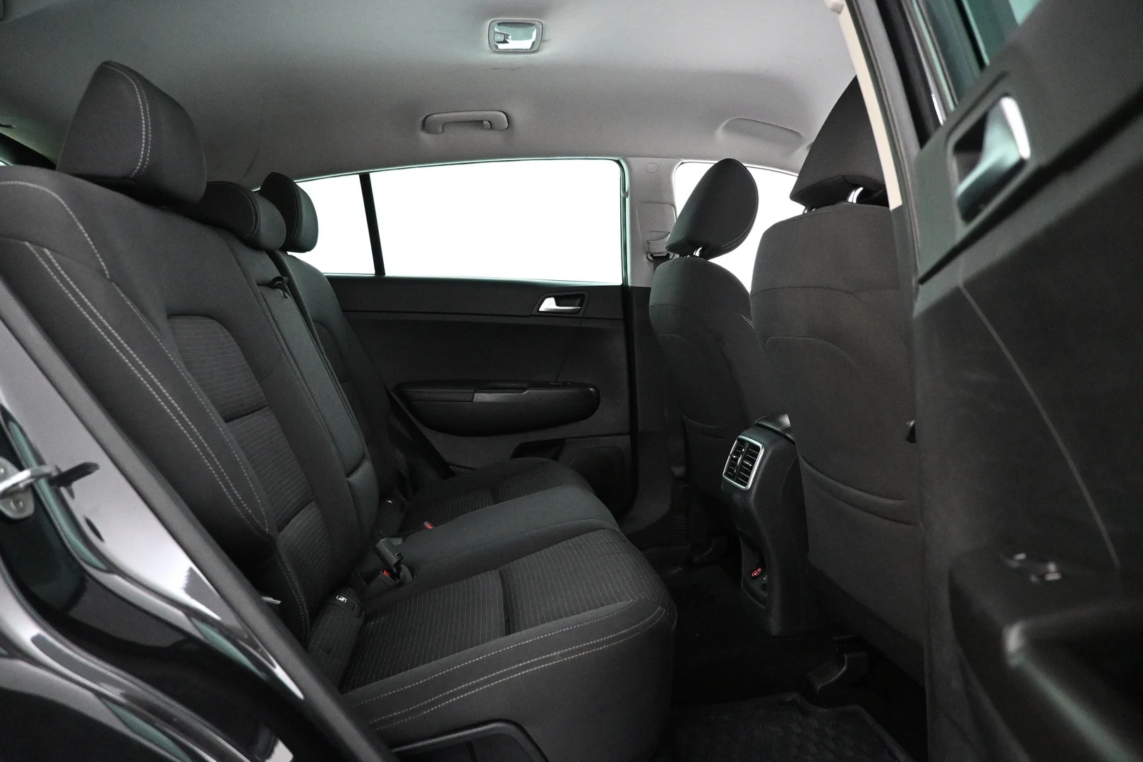 Car Image - 2x9zFfzfn5lFY9dka48wVq