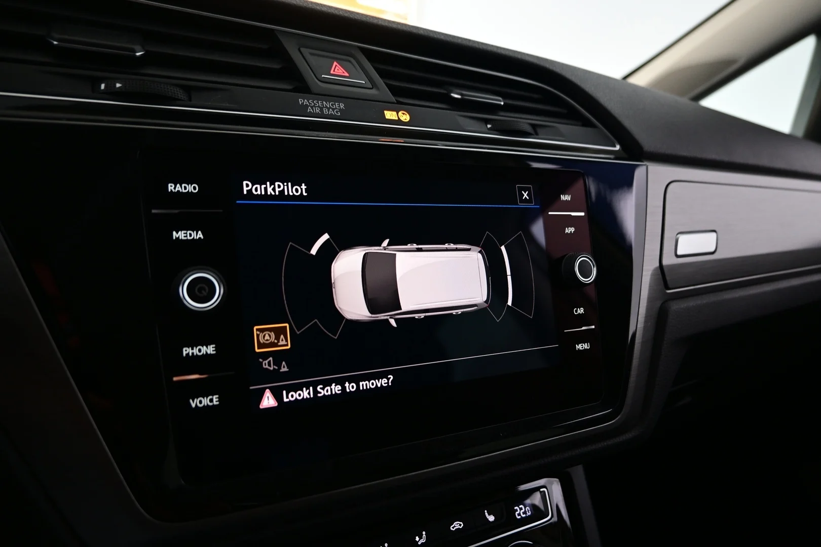 Car Image - 2lT8v6daeNxxO6Q5wbMZiG