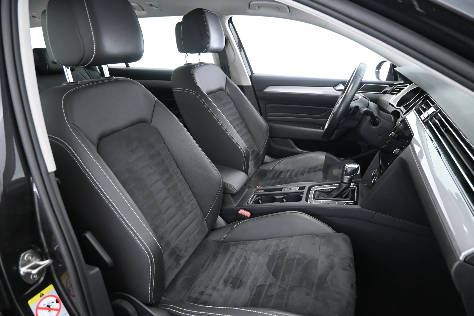 Car Image - 7rdrQKlOU7LXHCPyP2G8wY