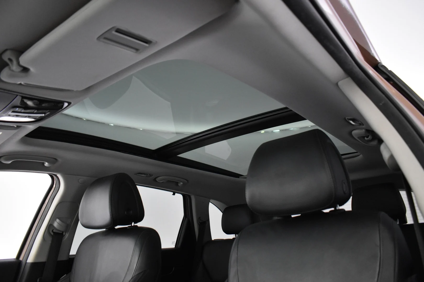 Car Image - Gvs1S1CtvCkX3dCba9ZgV