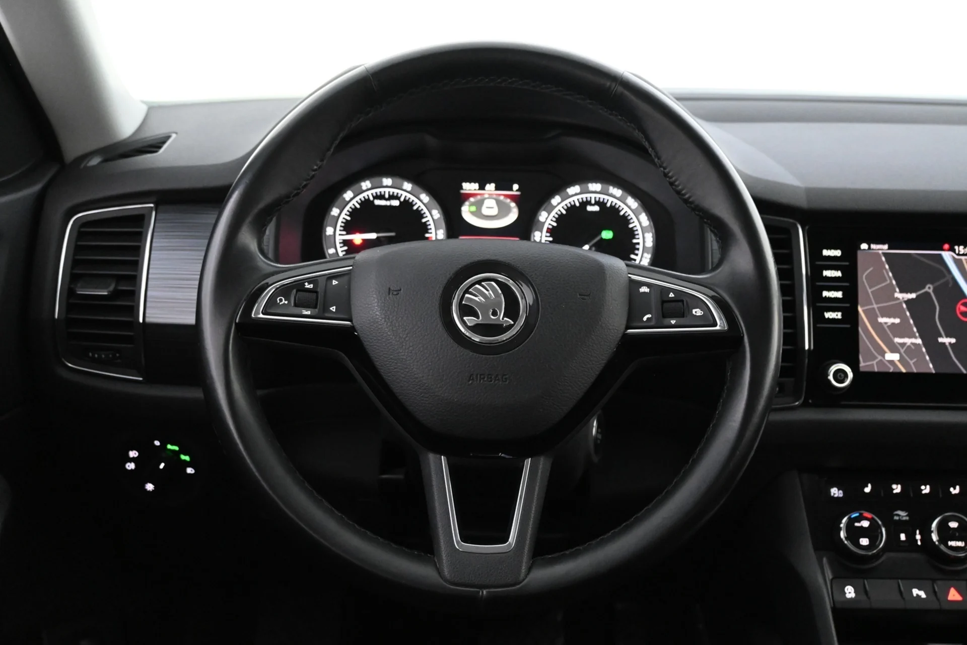 Car Image - 29ApSSFYxLKugIJRfs1iUJ