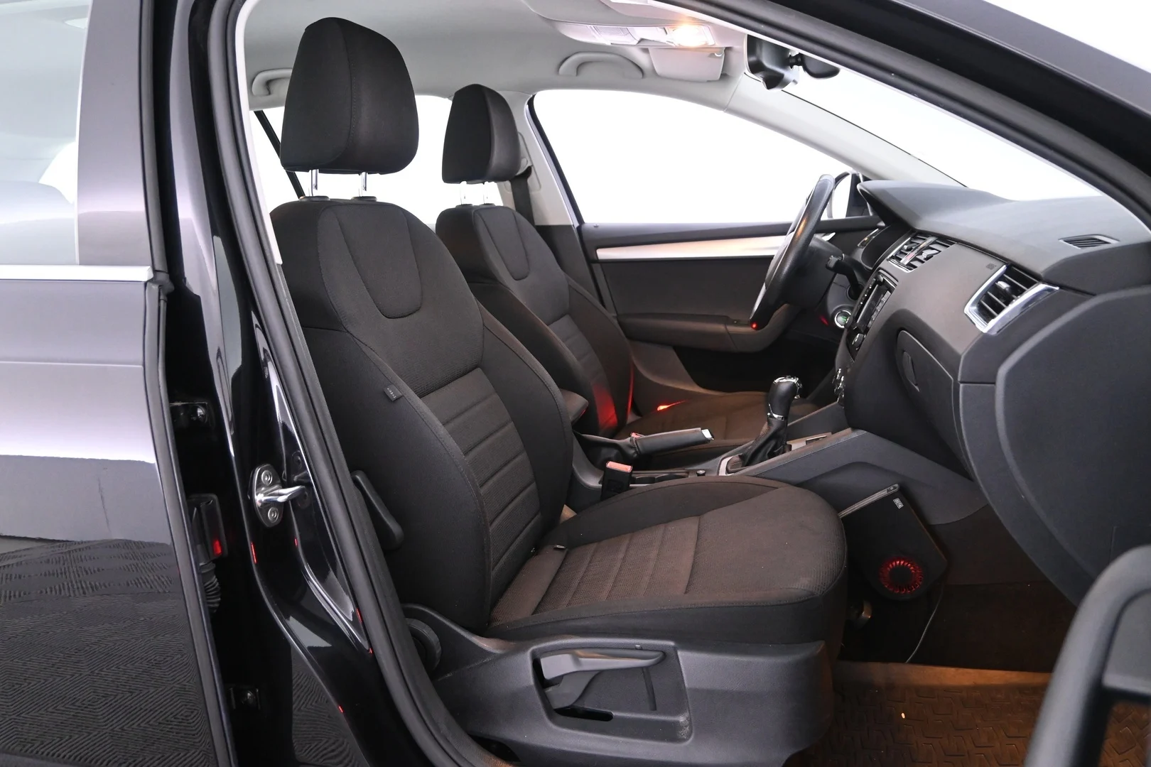 Car Image - 7xfG6Q36RkBtE0JM9B11Ft