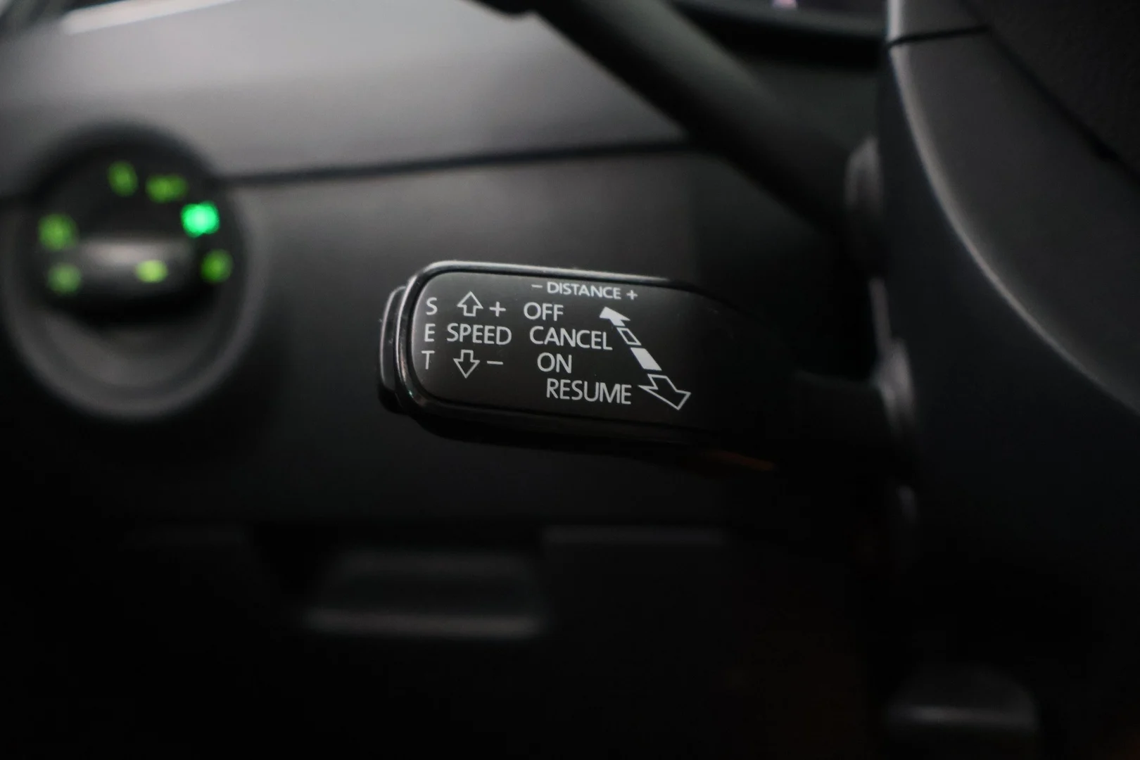 Car Image - 2TI5LPEGPD2NeeGqR4LXom