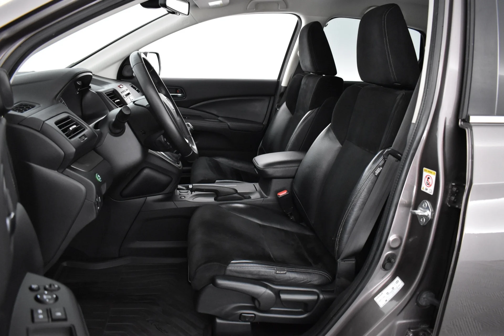 Car Image - 2wkQk05WR04sUfea980Frf