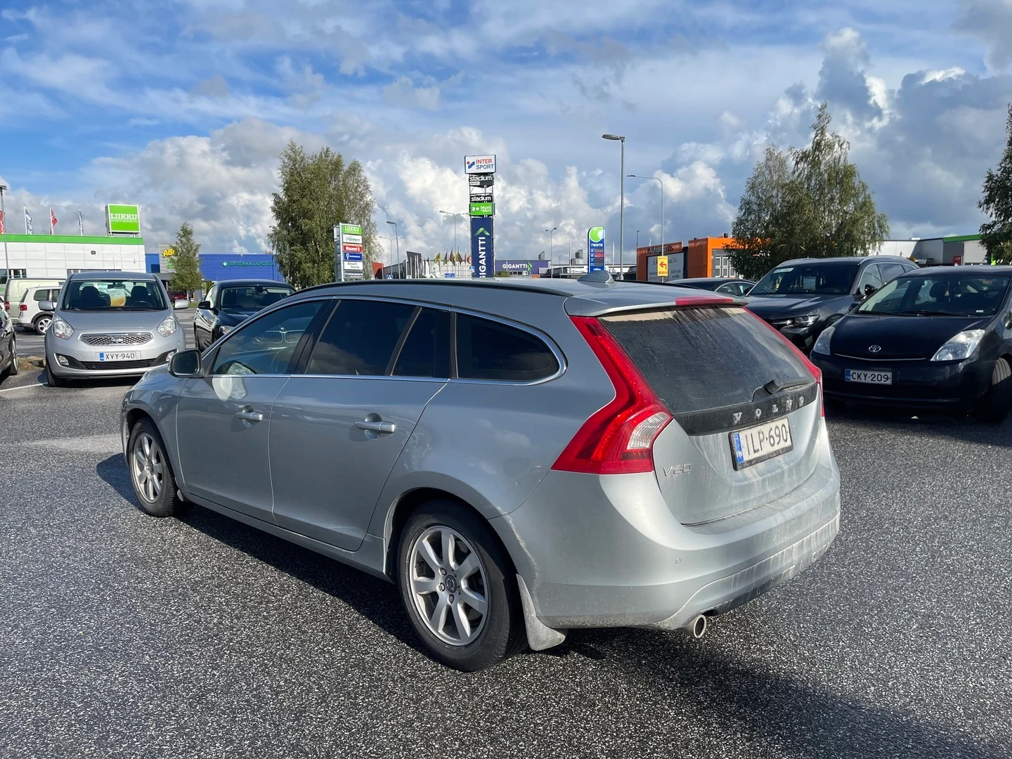 Car Image - 6gOrfLRZfSCtNzMa1Y0zSq