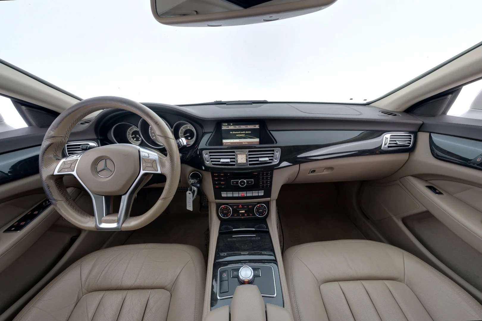 Car Image - 2I2Nt33BPcqbxqbzT6GrbG