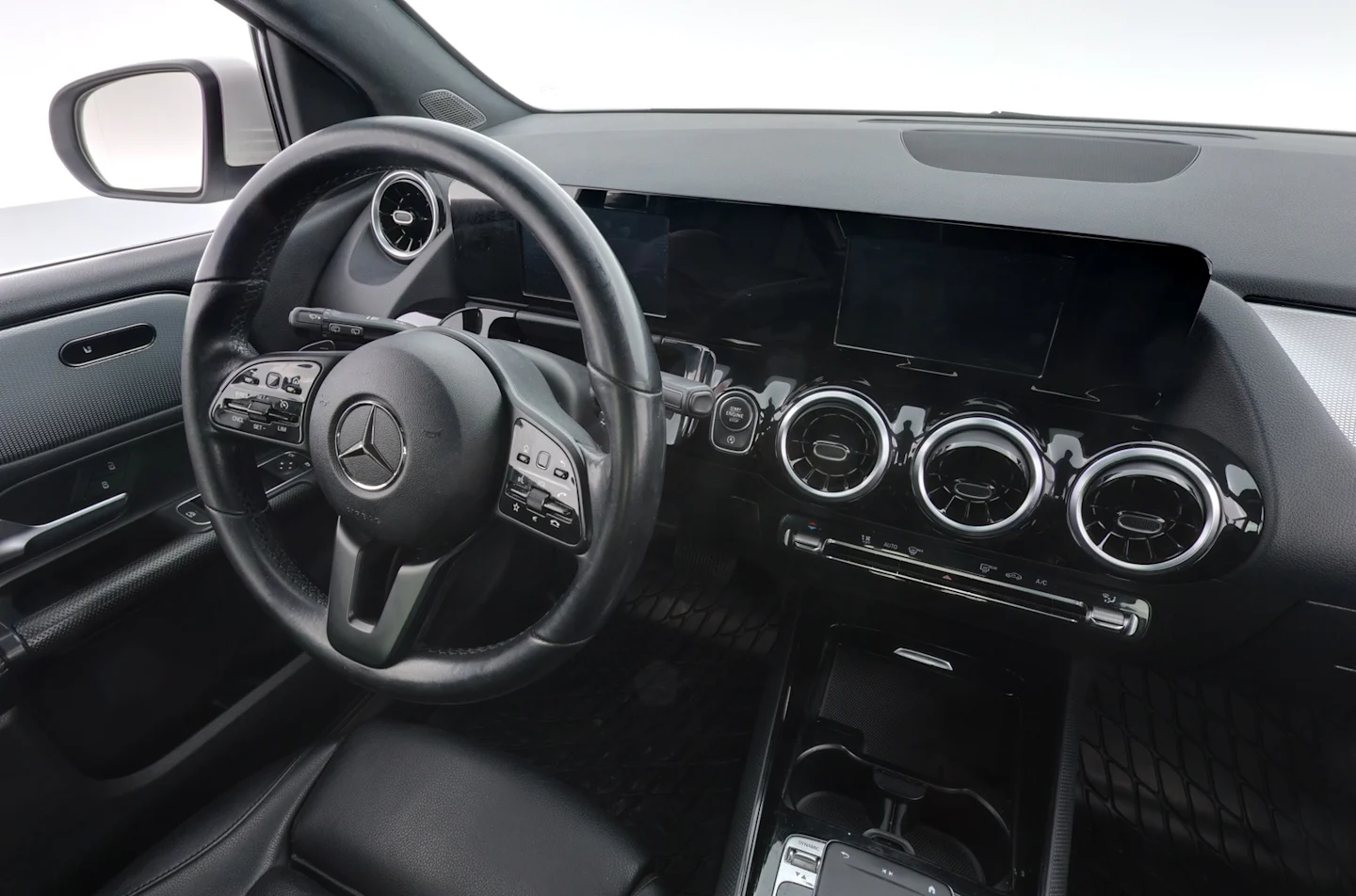 Car Image - 72SiMMMRnN2nx9rFxAZaEW
