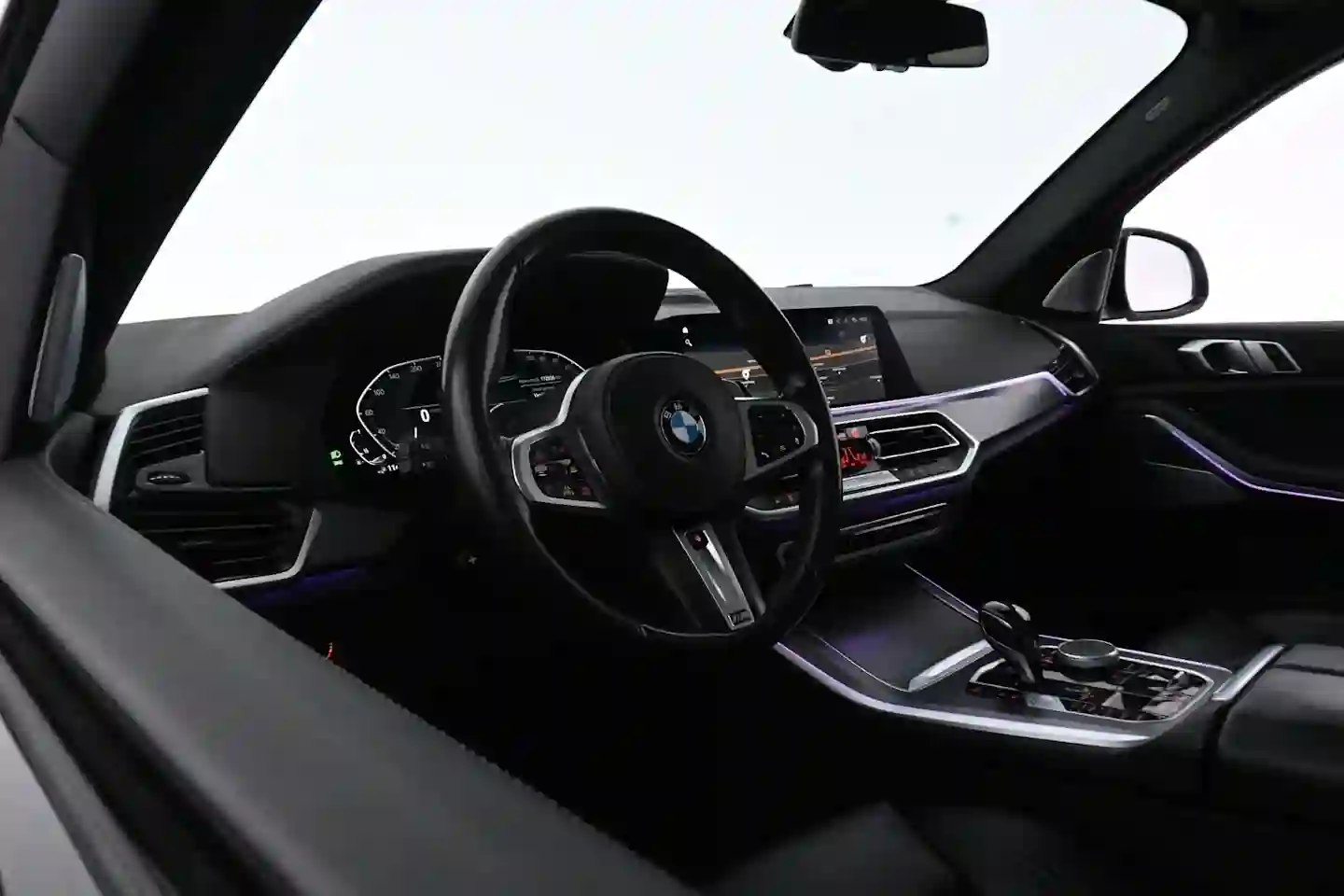 Car Image - Sv62XHijIJm7wCdT6iU6F