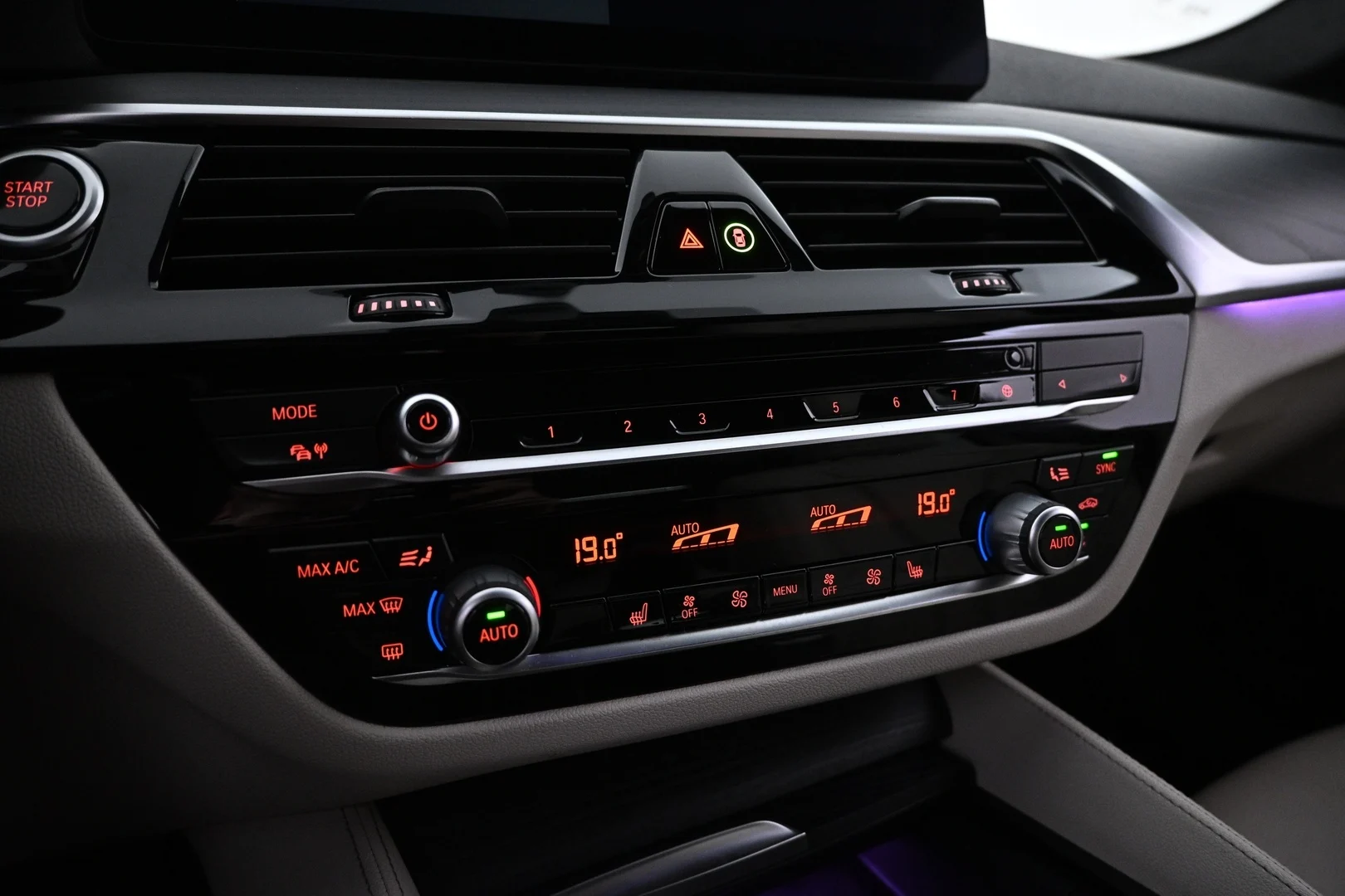 Car Image - 1hX1yc31TZU4juICgdKA6y