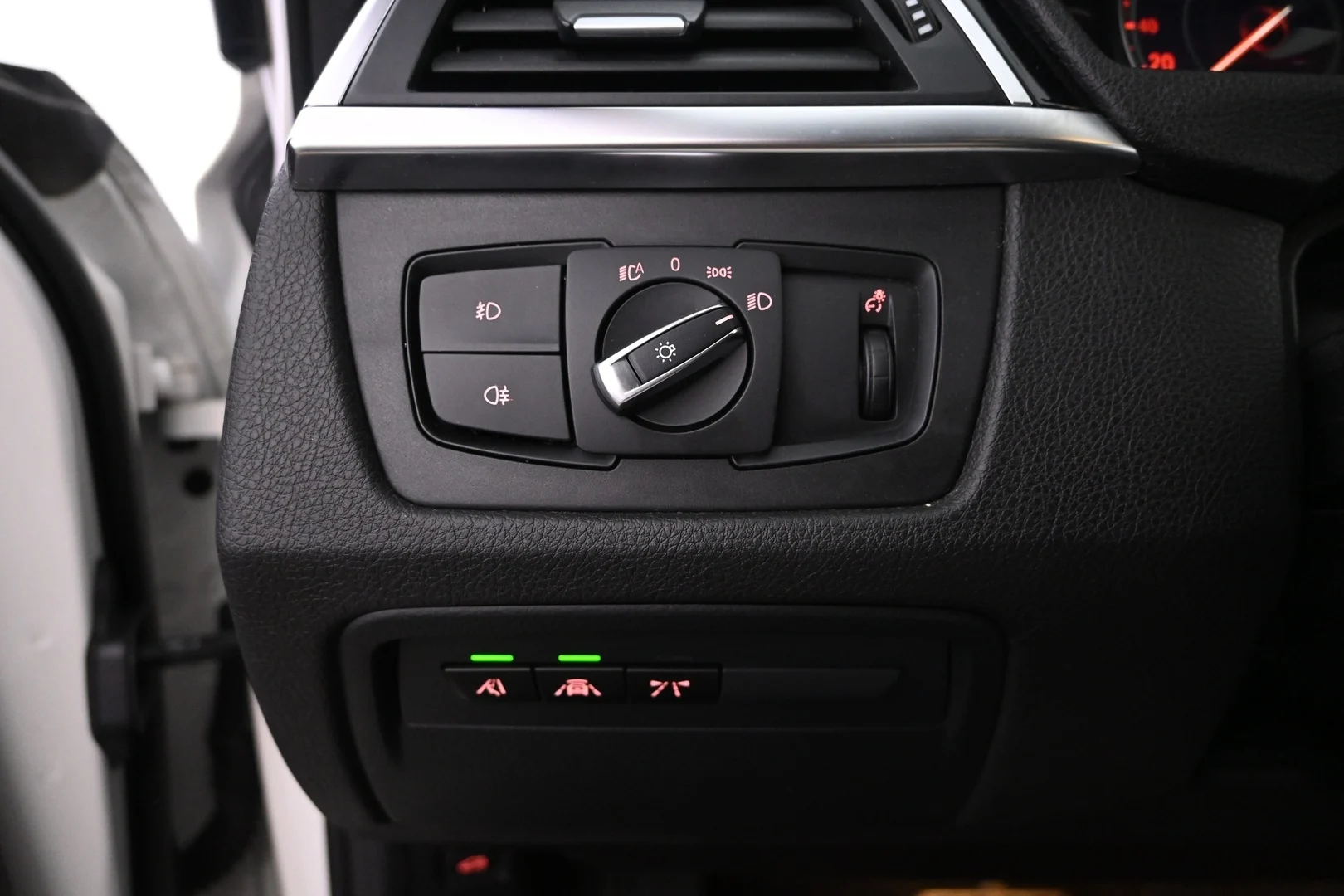 Car Image - tOxEis1w81TwUUeUOVkh5