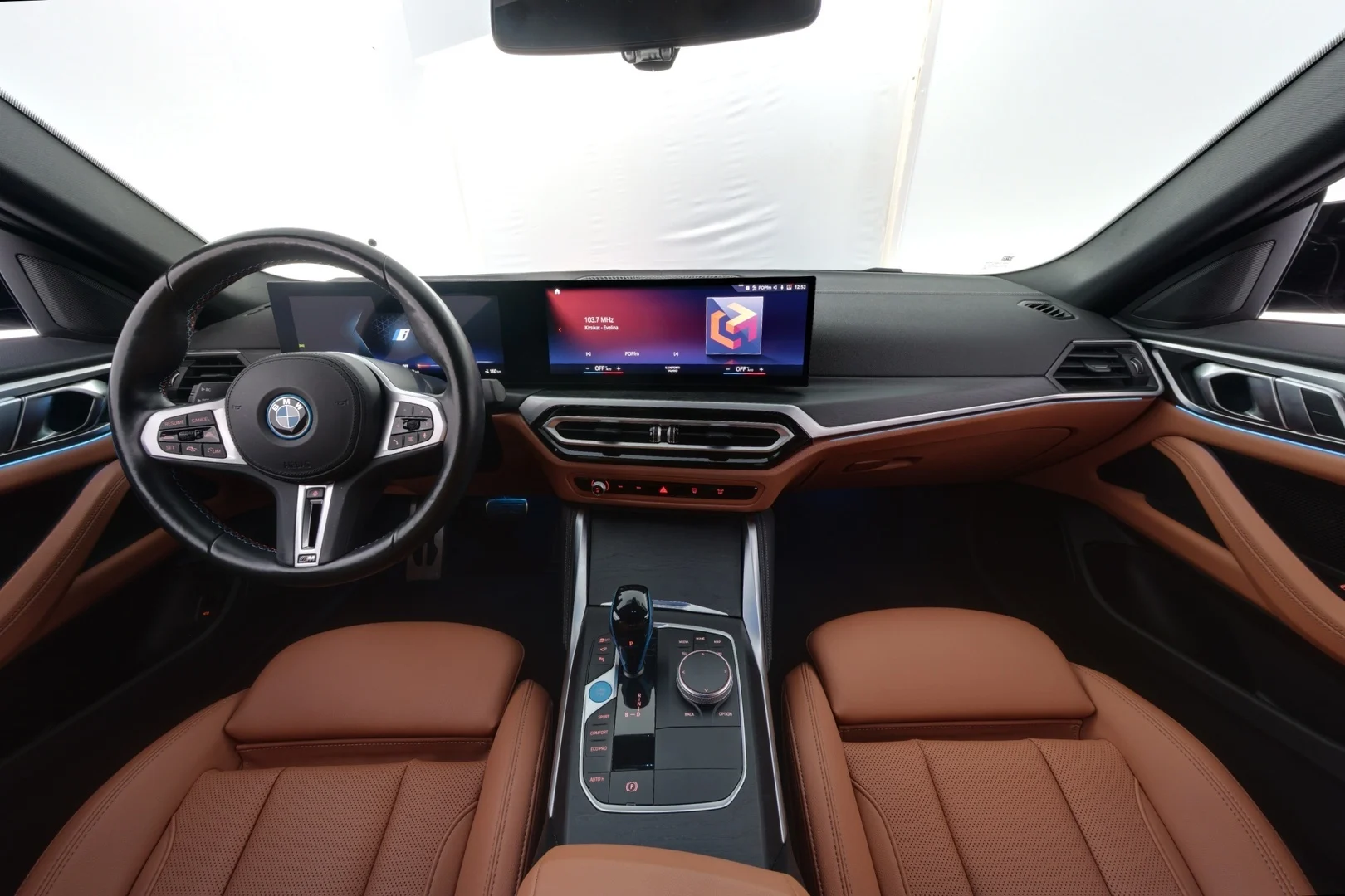 Car Image - 75q4TcbTJWwA5AR9stWAA4
