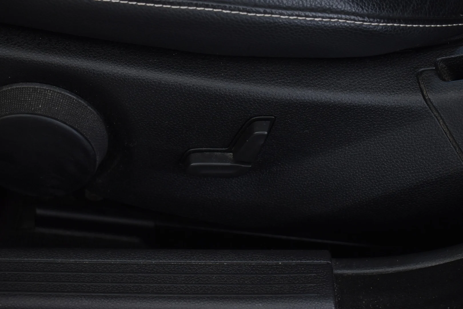 Car Image - 6eTrHugMzHNrSlXm8pELy