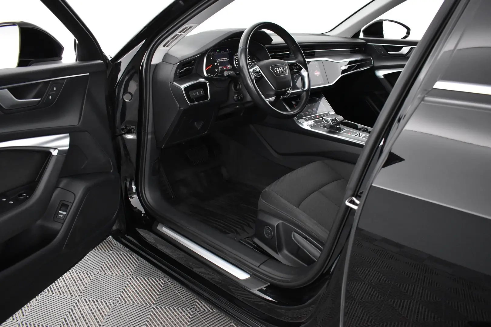 Car Image - 16rbipUf12MfZIzCqlGn4E