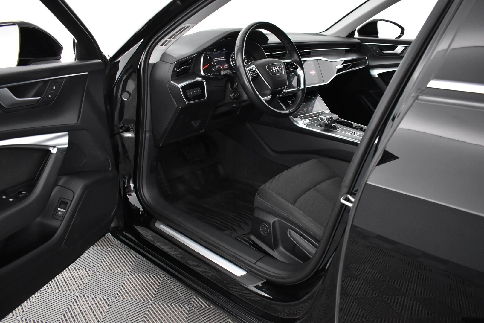 Car Image - 16rbipUf12MfZIzCqlGn4E