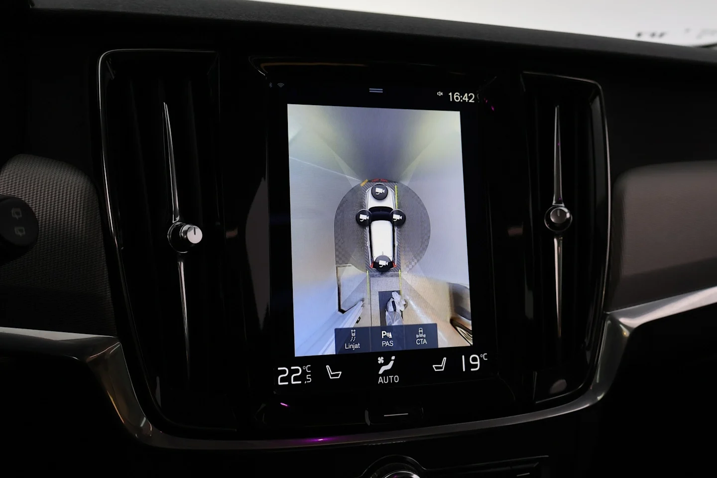 Car Image - 73Q5M2wTCcbRbEvpNTaK4W