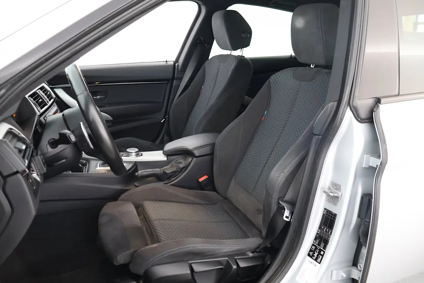 Car Image - 7knMimVKxbddLfiI77f1jp