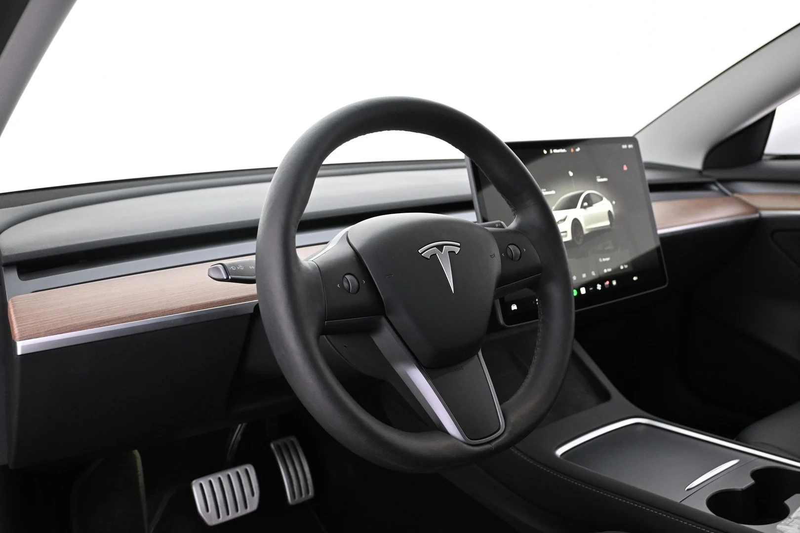 Car Image - uVWAHKyxUc5qsOsEkcRQu